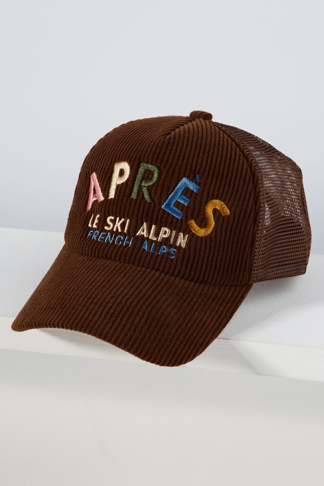 Après Le Ski Alpin Corduroy Trucker Hat - Brown - Worn/West studio packshot