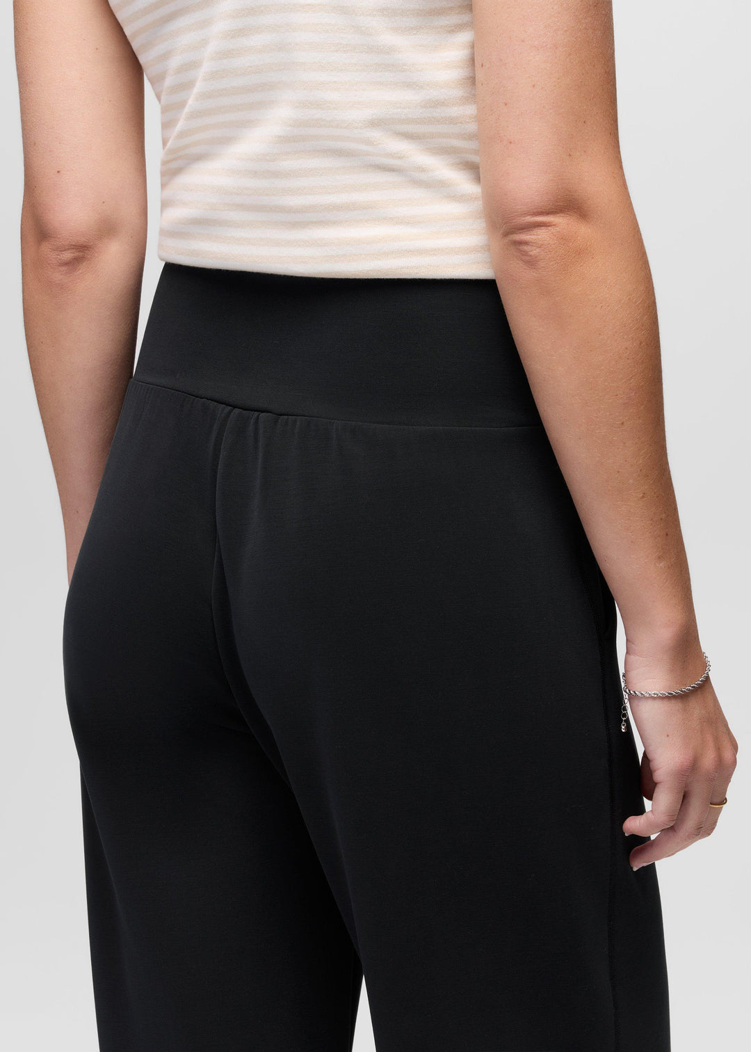 Shea Soft Hot Spell Pant in Black by prAna