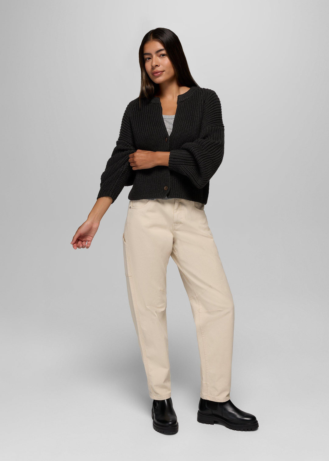 Sunday River Short Cardigan - Black