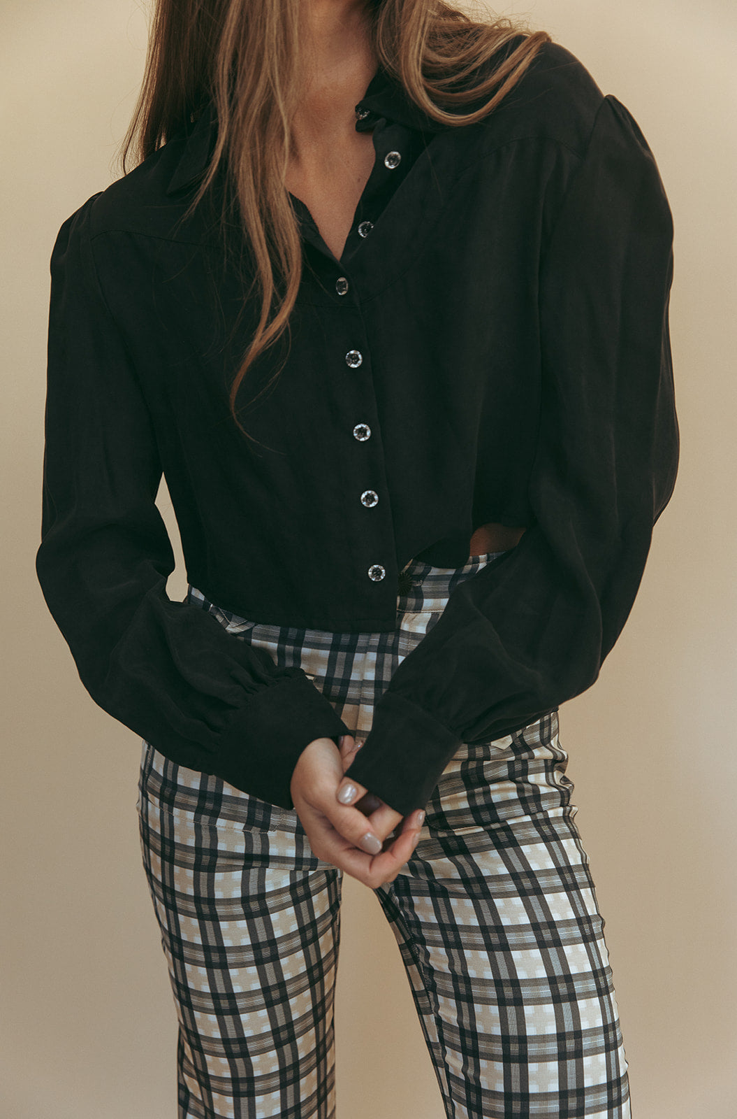 Folk Saint Marlowe Blouse – Washed Black