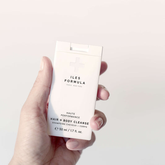 Iles Formula Hair + Body Cleanse Mini in hand, 50 ml