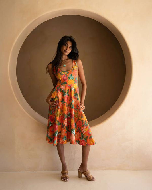 The Avalon Midi Dress - Vase De Flores